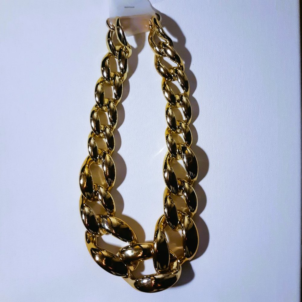 Gold Bijoux Acrylic Chain Necklace